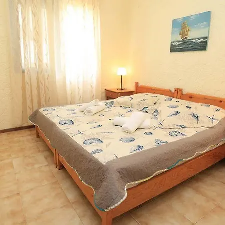 莱帕斯公寓 佩科霍里